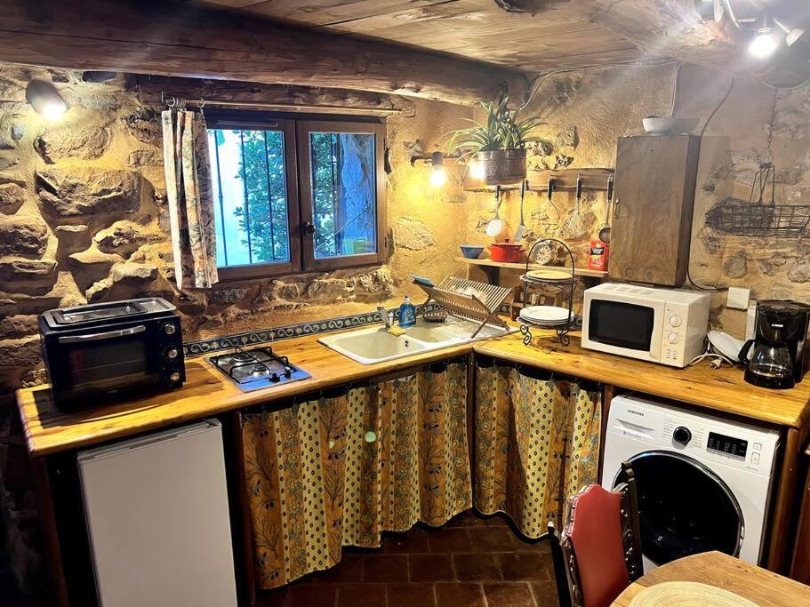La Maison De Blanche Neige Assignan Εξωτερικό φωτογραφία